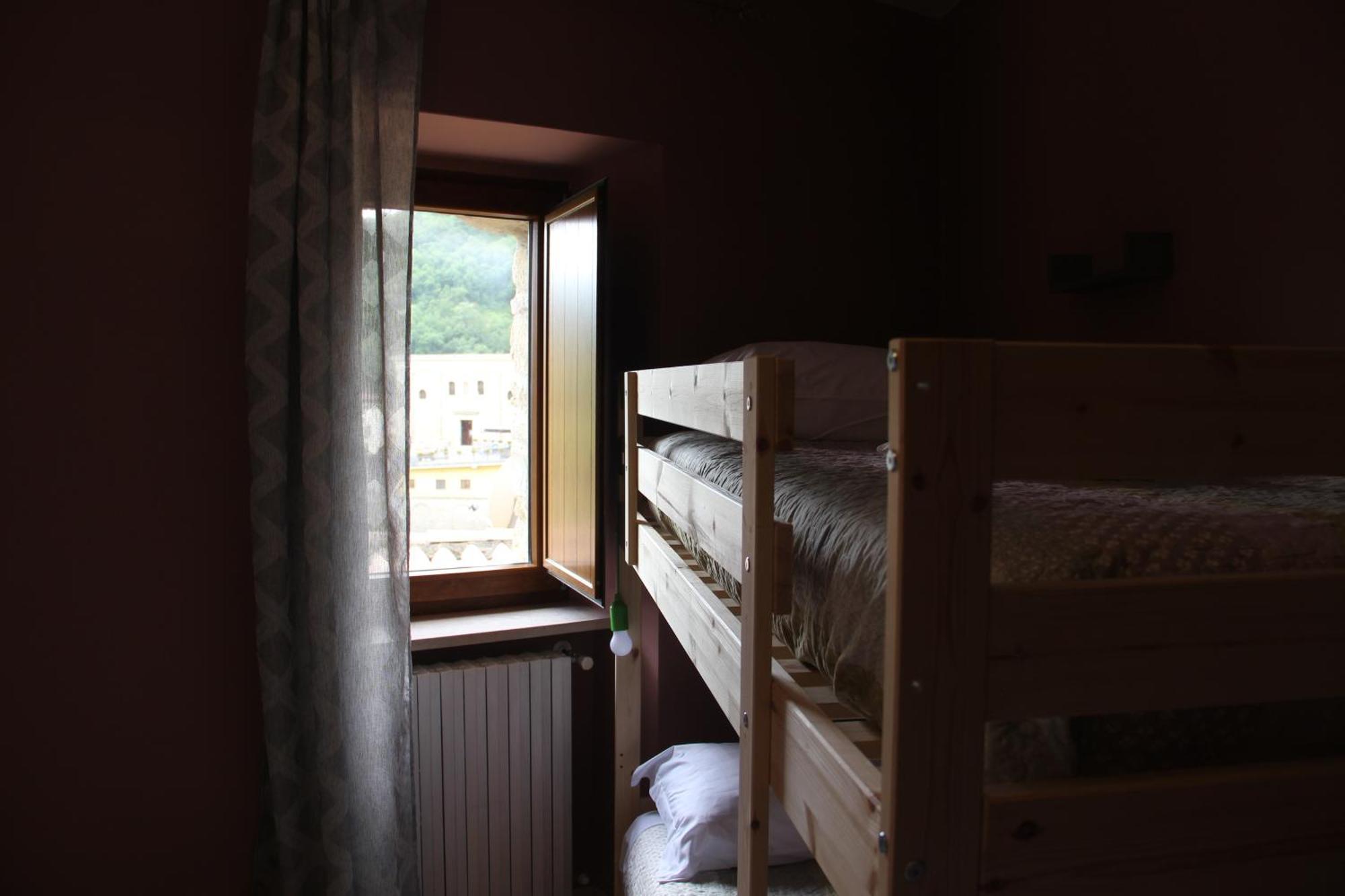Casa Vacanze Sud E Magia Castelmezzano Eksteriør billede